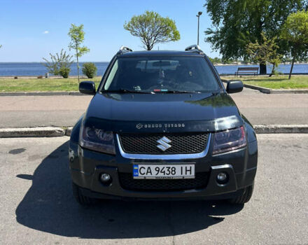 Чорний Сузукі Гранд Вітара, об'ємом двигуна 2.7 л та пробігом 245 тис. км за 8000 $, фото 1 на Automoto.ua