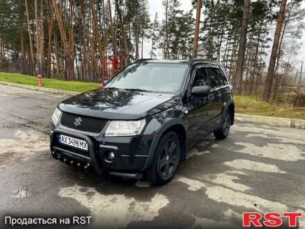 Черный Сузуки Гранд Витара, объемом двигателя 2 л и пробегом 330 тыс. км за 6700 $, фото 1 на Automoto.ua