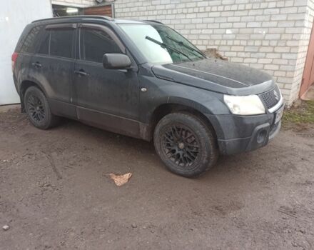 Черный Сузуки Гранд Витара, объемом двигателя 2 л и пробегом 345 тыс. км за 5800 $, фото 1 на Automoto.ua