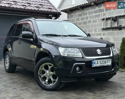 Чорний Сузукі Гранд Вітара, об'ємом двигуна 2 л та пробігом 230 тис. км за 7300 $, фото 1 на Automoto.ua