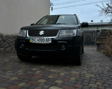 Чорний Сузукі Гранд Вітара, об'ємом двигуна 0 л та пробігом 300 тис. км за 5500 $, фото 1 на Automoto.ua