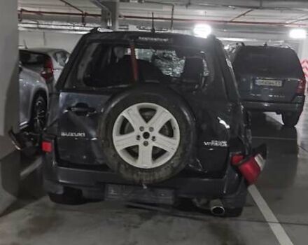 Чорний Сузукі Гранд Вітара, об'ємом двигуна 2 л та пробігом 164 тис. км за 4700 $, фото 1 на Automoto.ua