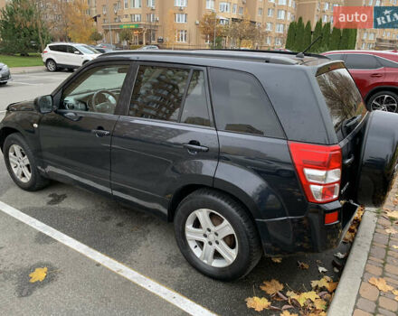 Чорний Сузукі Гранд Вітара, об'ємом двигуна 2 л та пробігом 274 тис. км за 7200 $, фото 1 на Automoto.ua