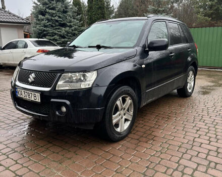 Черный Сузуки Гранд Витара, объемом двигателя 2 л и пробегом 190 тыс. км за 9000 $, фото 1 на Automoto.ua