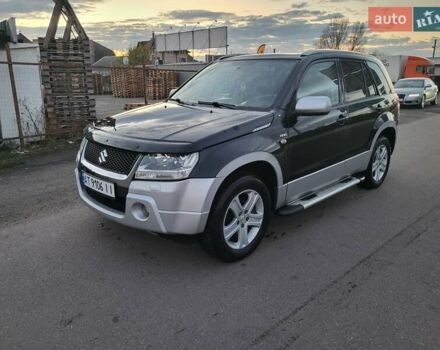 Черный Сузуки Гранд Витара, объемом двигателя 1.9 л и пробегом 250 тыс. км за 4500 $, фото 1 на Automoto.ua
