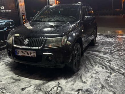 Черный Сузуки Гранд Витара, объемом двигателя 2 л и пробегом 177 тыс. км за 6600 $, фото 1 на Automoto.ua