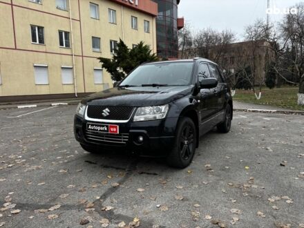 Чорний Сузукі Гранд Вітара, об'ємом двигуна 2 л та пробігом 238 тис. км за 8790 $, фото 1 на Automoto.ua