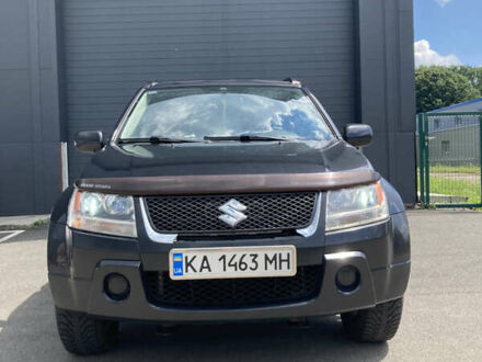Чорний Сузукі Гранд Вітара, об'ємом двигуна 2.74 л та пробігом 185 тис. км за 8000 $, фото 1 на Automoto.ua