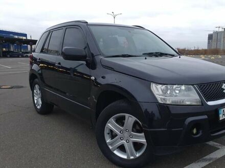 Чорний Сузукі Гранд Вітара, об'ємом двигуна 2 л та пробігом 251 тис. км за 7000 $, фото 1 на Automoto.ua