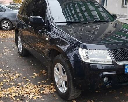 Черный Сузуки Гранд Витара, объемом двигателя 2 л и пробегом 235 тыс. км за 7300 $, фото 1 на Automoto.ua