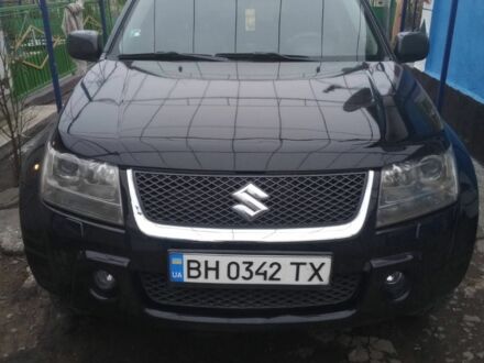 Черный Сузуки Гранд Витара, объемом двигателя 2 л и пробегом 262 тыс. км за 7000 $, фото 1 на Automoto.ua