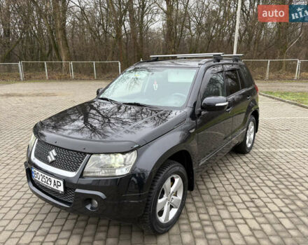 Чорний Сузукі Гранд Вітара, об'ємом двигуна 2.39 л та пробігом 240 тис. км за 8999 $, фото 1 на Automoto.ua