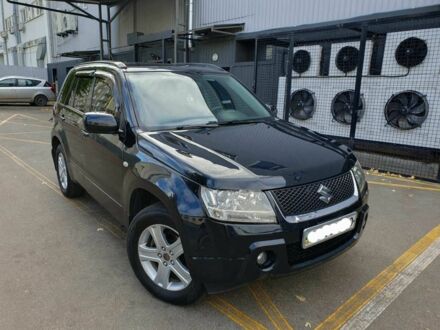 Черный Сузуки Гранд Витара, объемом двигателя 2 л и пробегом 217 тыс. км за 7500 $, фото 1 на Automoto.ua