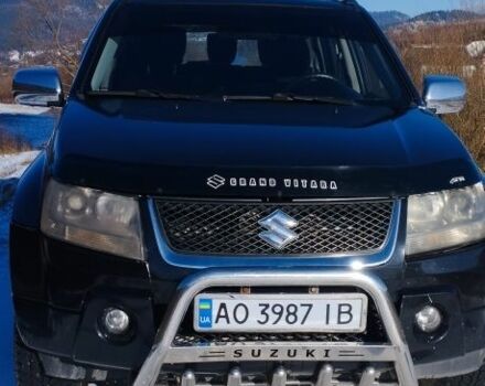 Черный Сузуки Гранд Витара, объемом двигателя 2 л и пробегом 246 тыс. км за 6800 $, фото 1 на Automoto.ua