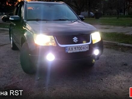 Сузуки Гранд Витара 2009 в Харькове на Automoto.ua Черный Сузуки Гранд Витара, объемом двигателя 2.4 л и пробегом 167 тыс. км за 9000 $, фото 1 на Automoto.ua