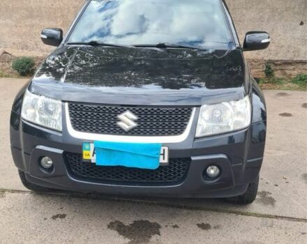 Черный Сузуки Гранд Витара, объемом двигателя 2.4 л и пробегом 147 тыс. км за 8000 $, фото 1 на Automoto.ua