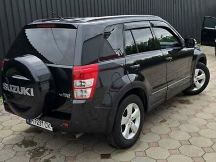 Сузукі Гранд Вітара 2010 у Кролевце на Automoto.ua Чорний Сузукі Гранд Вітара, об'ємом двигуна 2.39 л та пробігом 176 тис. км за 9500 $, фото 1 на Automoto.ua