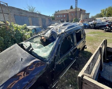 Фіолетовий Сузукі Гранд Вітара, об'ємом двигуна 2 л та пробігом 190 тис. км за 1100 $, фото 2 на Automoto.ua