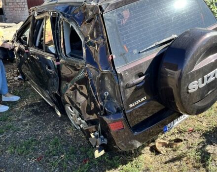 Фіолетовий Сузукі Гранд Вітара, об'ємом двигуна 2 л та пробігом 190 тис. км за 1100 $, фото 3 на Automoto.ua