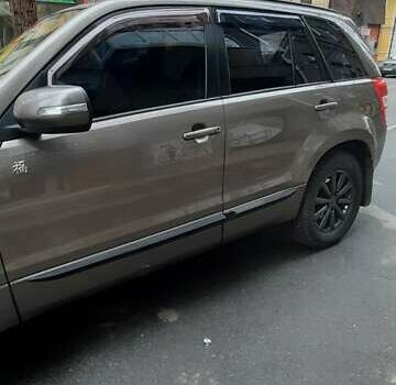 Коричневый Сузуки Гранд Витара, объемом двигателя 2.39 л и пробегом 92 тыс. км за 12700 $, фото 2 на Automoto.ua