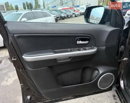 Коричневый Сузуки Гранд Витара, объемом двигателя 2.39 л и пробегом 227 тыс. км за 12490 $, фото 15 на Automoto.ua