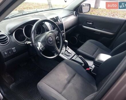 Коричневый Сузуки Гранд Витара, объемом двигателя 2.39 л и пробегом 141 тыс. км за 12800 $, фото 4 на Automoto.ua