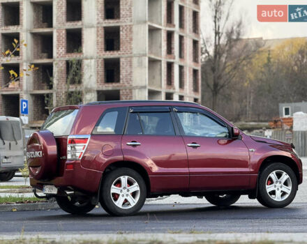Червоний Сузукі Гранд Вітара, об'ємом двигуна 2 л та пробігом 281 тис. км за 6200 $, фото 7 на Automoto.ua