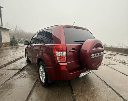 Красный Сузуки Гранд Витара, объемом двигателя 2 л и пробегом 277 тыс. км за 6700 $, фото 2 на Automoto.ua