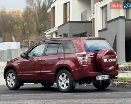 Червоний Сузукі Гранд Вітара, об'ємом двигуна 2 л та пробігом 281 тис. км за 6200 $, фото 4 на Automoto.ua