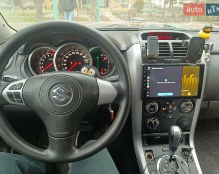 Красный Сузуки Гранд Витара, объемом двигателя 2 л и пробегом 185 тыс. км за 7000 $, фото 3 на Automoto.ua