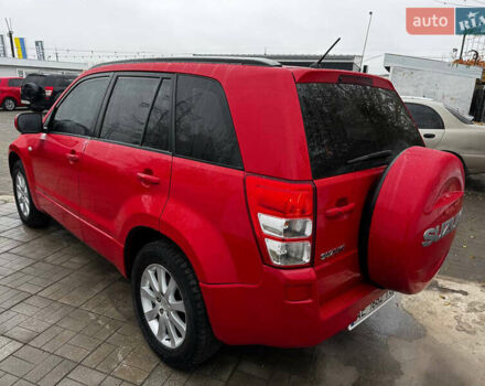 Красный Сузуки Гранд Витара, объемом двигателя 2 л и пробегом 195 тыс. км за 7500 $, фото 2 на Automoto.ua