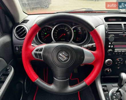 Червоний Сузукі Гранд Вітара, об'ємом двигуна 2 л та пробігом 195 тис. км за 7500 $, фото 10 на Automoto.ua