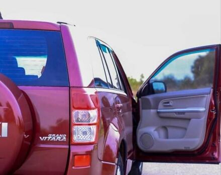 Красный Сузуки Гранд Витара, объемом двигателя 2.7 л и пробегом 224 тыс. км за 7500 $, фото 2 на Automoto.ua