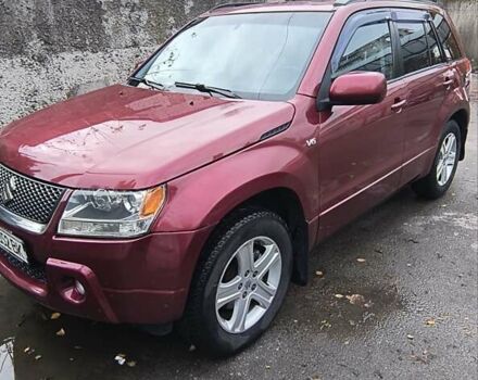 Сузуки Гранд Витара 2007 в Конотопе на Automoto.ua Красный Сузуки Гранд Витара, объемом двигателя 2.7 л и пробегом 176 тыс. км за 5900 $, фото 6 на Automoto.ua