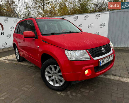 Красный Сузуки Гранд Витара, объемом двигателя 2 л и пробегом 195 тыс. км за 7500 $, фото 1 на Automoto.ua