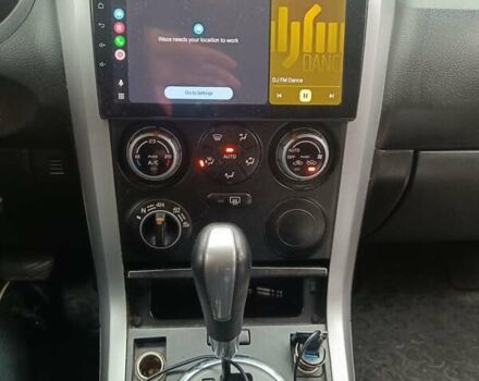 Красный Сузуки Гранд Витара, объемом двигателя 2 л и пробегом 185 тыс. км за 7000 $, фото 4 на Automoto.ua