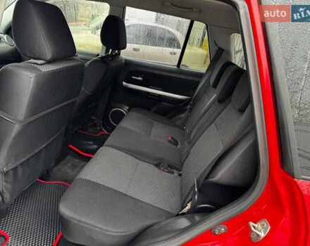 Красный Сузуки Гранд Витара, объемом двигателя 2 л и пробегом 195 тыс. км за 7500 $, фото 15 на Automoto.ua