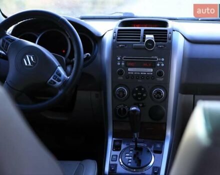 Красный Сузуки Гранд Витара, объемом двигателя 2.7 л и пробегом 224 тыс. км за 7500 $, фото 17 на Automoto.ua