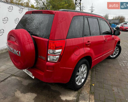 Красный Сузуки Гранд Витара, объемом двигателя 2 л и пробегом 195 тыс. км за 7500 $, фото 3 на Automoto.ua