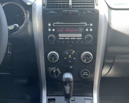 Красный Сузуки Гранд Витара, объемом двигателя 2 л и пробегом 258 тыс. км за 7900 $, фото 8 на Automoto.ua