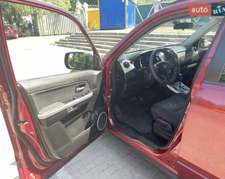 Красный Сузуки Гранд Витара, объемом двигателя 2 л и пробегом 258 тыс. км за 7900 $, фото 6 на Automoto.ua