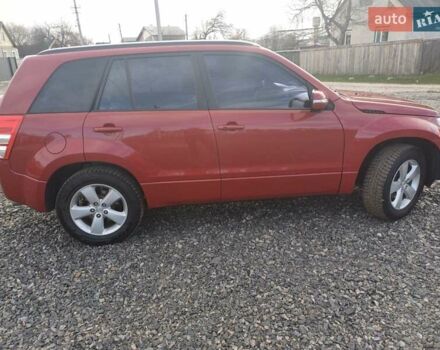 Красный Сузуки Гранд Витара, объемом двигателя 2.39 л и пробегом 100 тыс. км за 10500 $, фото 7 на Automoto.ua