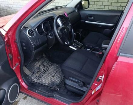 Красный Сузуки Гранд Витара, объемом двигателя 2.39 л и пробегом 171 тыс. км за 13000 $, фото 11 на Automoto.ua