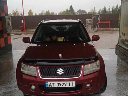 Сузукі Гранд Вітара 2006 у Івано-Франківську на Automoto.ua Червоний Сузукі Гранд Вітара, об'ємом двигуна 2 л та пробігом 295 тис. км за 6800 $, фото 1 на Automoto.ua
