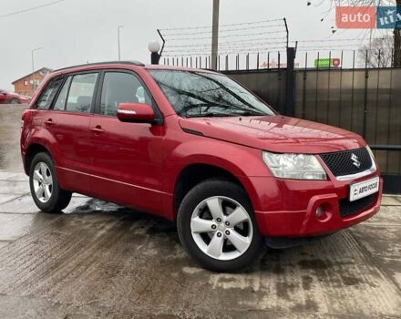 Красный Сузуки Гранд Витара, объемом двигателя 2.39 л и пробегом 184 тыс. км за 8990 $, фото 1 на Automoto.ua