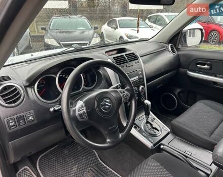 Сузуки Гранд Витара, объемом двигателя 2 л и пробегом 217 тыс. км за 6900 $, фото 14 на Automoto.ua