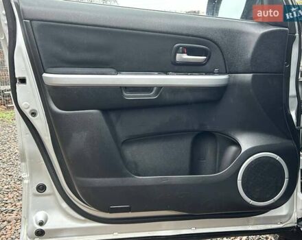 Сузуки Гранд Витара, объемом двигателя 2 л и пробегом 217 тыс. км за 6900 $, фото 10 на Automoto.ua