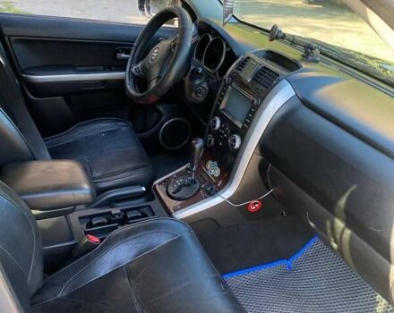 Сузуки Гранд Витара, объемом двигателя 2 л и пробегом 211 тыс. км за 6000 $, фото 13 на Automoto.ua