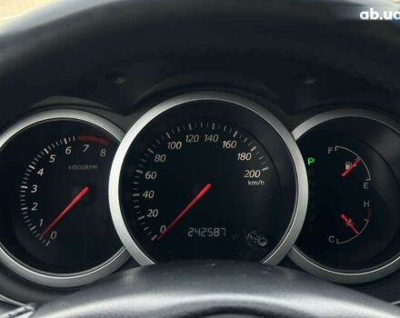Сузуки Гранд Витара, объемом двигателя 2 л и пробегом 242 тыс. км за 7500 $, фото 29 на Automoto.ua