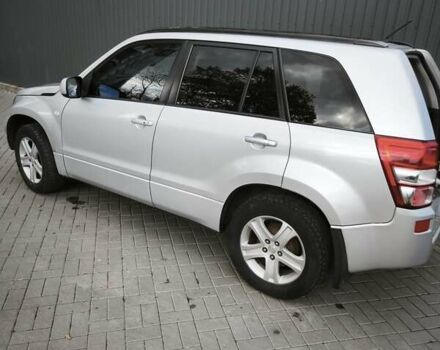Сузуки Гранд Витара 2007 в Хмельницком на Automoto.ua Сузуки Гранд Витара, объемом двигателя 2 л и пробегом 316 тыс. км за 5800 $, фото 4 на Automoto.ua